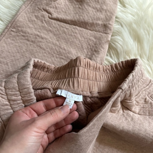 LUNYA Restore Double Faced Joggers - Picture 5 of 6